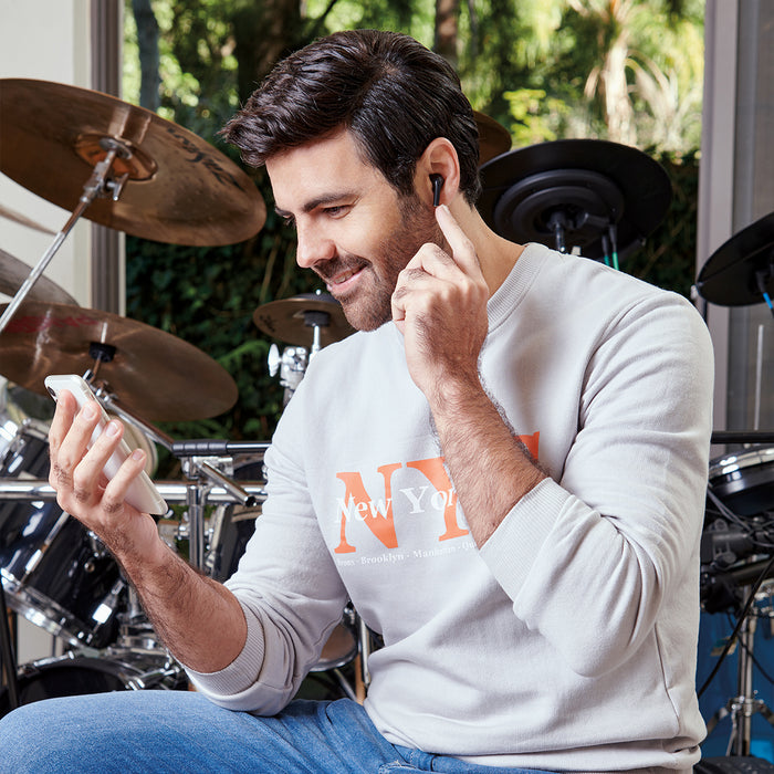 LESLY HEADPHONES