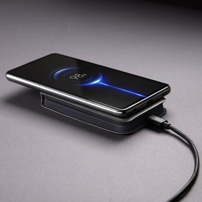 PLUGGY WIRELESS MULTICHARGER